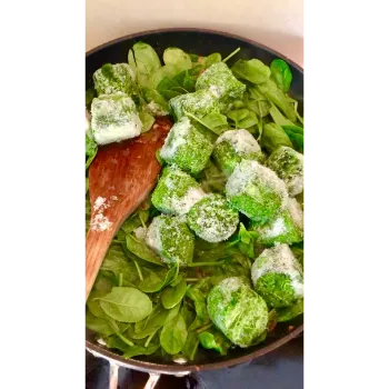 Frozen Spinach Frozen-Spinach-10-3717091-10241.webp