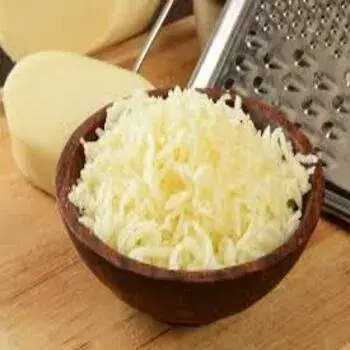 Diced Mozzarella Cheese Mozzarella-Cheese4-5431101-46828.webp