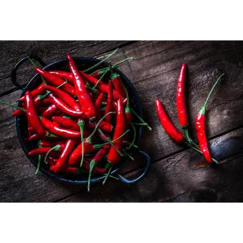 Red-Chilli-02-9679318-88761.webp