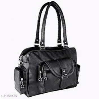 alluring-women-bags-2-8496507-72034.webp