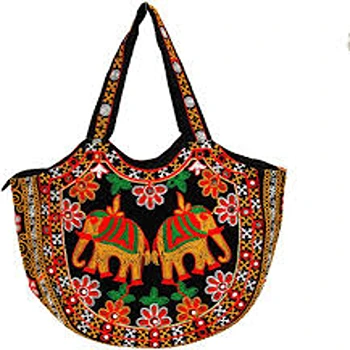 alluring-women-bags57-8464007-4397.webp