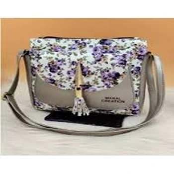 alluring-women-bags64-4739592-35831.webp