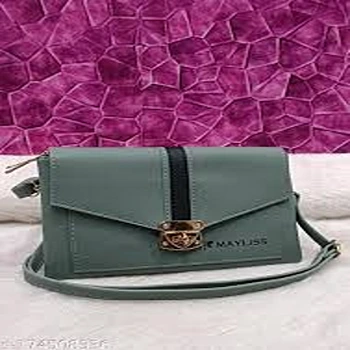 alluring-women-bags67-8529012-88658.webp