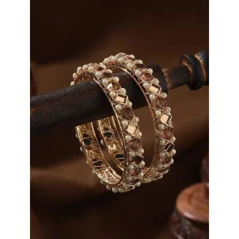 Crystal Bangles crystal-bangles-1-6881303-66822.webp