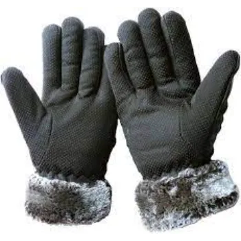 designer-gloves-2-2340510-72429.webp