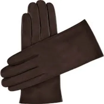 designer-gloves-4-5175828-10422.webp