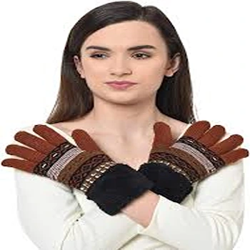 designer-gloves09-1504163-3675.webp