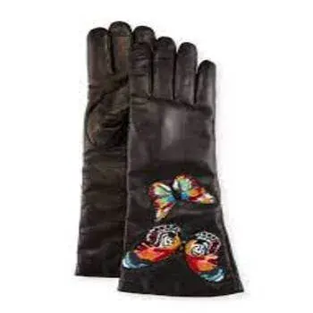 designer-gloves2-4863581-76404.webp