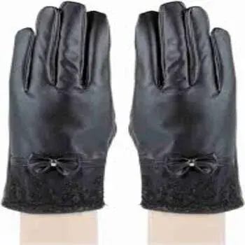 designer-gloves6-6403734-2666.webp