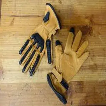 designer-gloves6-968505-42246.webp