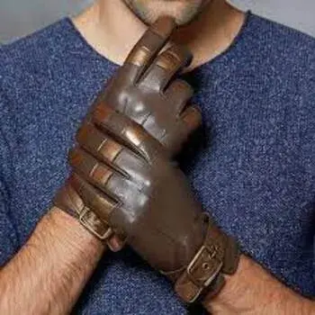 designer-gloves7-2767783-19985.webp