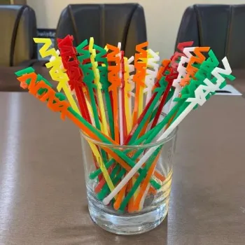 drink-stirrer-4-605311-37739.webp