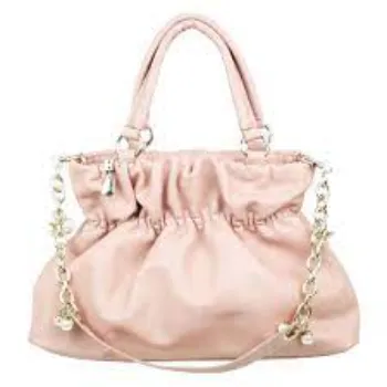 fancy-designer-bag-2-1402242-7337.webp