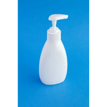 fine-mist-spray-bottle04-6228254-75184.webp