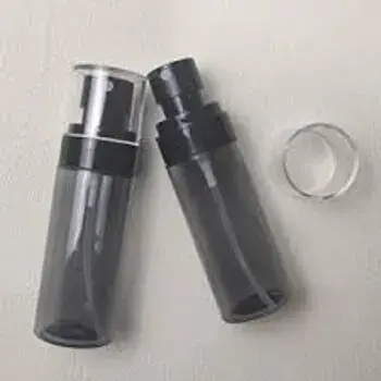 fine-mist-spray-bottle09-6843456-82610.webp