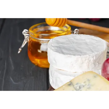 fresh-cheese-08-3197930-23157.webp