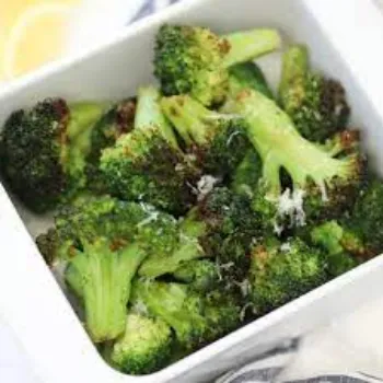 Frozen Broccoli frozen-broccoli-02-9971875-80271.webp