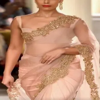 Modern Looking Gorgeous Sarees gorgeous-sarees6-6437408-25750.webp