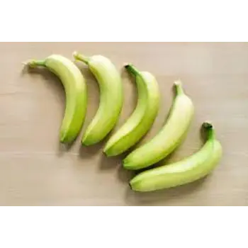 green-banana11-2159031-31768.webp