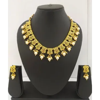 Imitation Necklace imitation-necklace-06-1829460-5892.webp