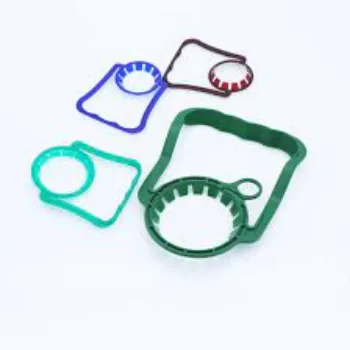 plastic-bottle-handles05-7969471-40859.webp