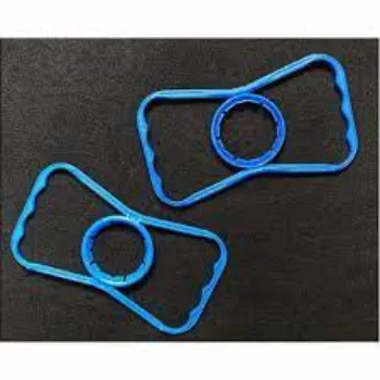 plastic-bottle-handles11-3196727-75290.webp