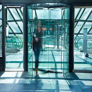 All Glass Revolving Door r6-8048723-62957.webp