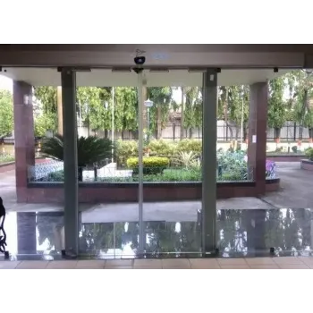 Solid Revolving Door revolving-door-3-2629441-44118.webp