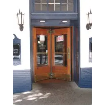 Revolving Door revolving-door-3-3822564-85412.webp