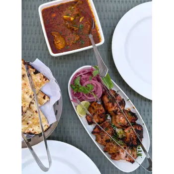 Plain & Printed Serving Utensil serving-utensil-4-9114436-61478.webp