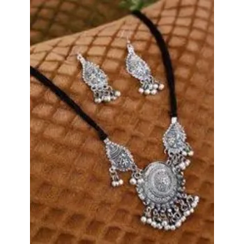 Unique Designs Silver Necklaces silver-necklaces-21-3786990-7724.webp