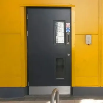 Polished Sound Proof Doors sound-proof-doors-2-5871717-6131.webp