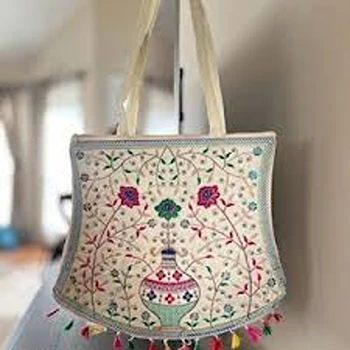 classical Tready Embroidered Bags trendy-embroidered-bags06-3769915-3842.webp