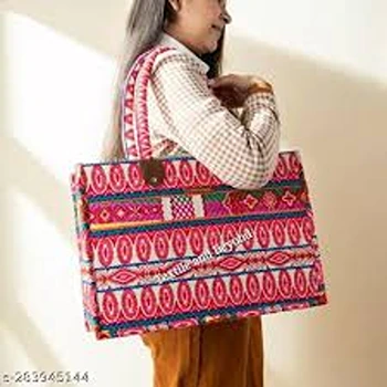 Glorious Trendy Embroidered Bags trendy-embroidered-bags28-4663039-63835.webp