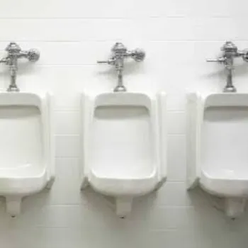 urinal-1-6344755-40514.webp