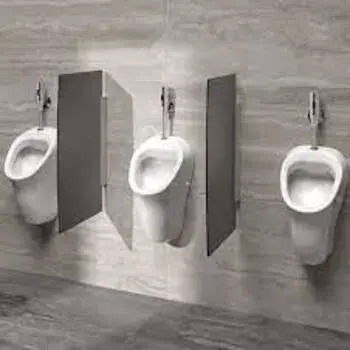 urinal07-5511669-75292.webp
